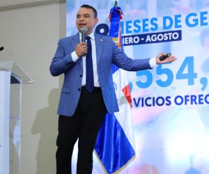 SNS amplía servicios y fortalece Red Pública en ocho meses de gestión