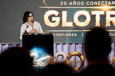 GLOTRANS cumple 20 años y amplía sus operaciones logísticas en México y Miami