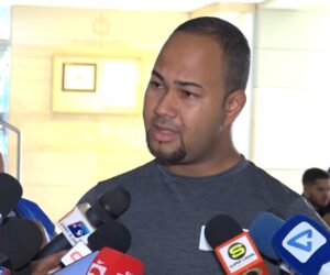Hombre denuncia supuesta persecución de su expareja desde hace siete años