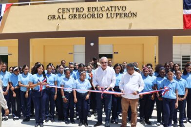 Abinader entrega nuevas escuelas y un liceo en Puerto Plata en beneficio de más de 3,200 estudiantes