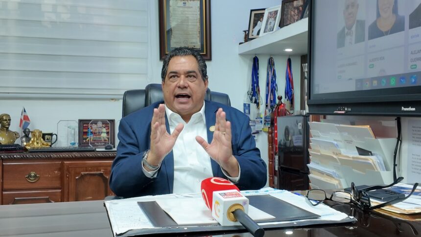 Permisos digitales de salida de menores generan RD$1.3 millones a notarios en agosto