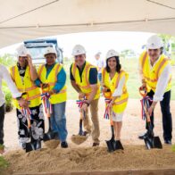 Jean Luis Rodríguez da primer palazo para construir Residencial Las Acacias III en Santo Domingo Este