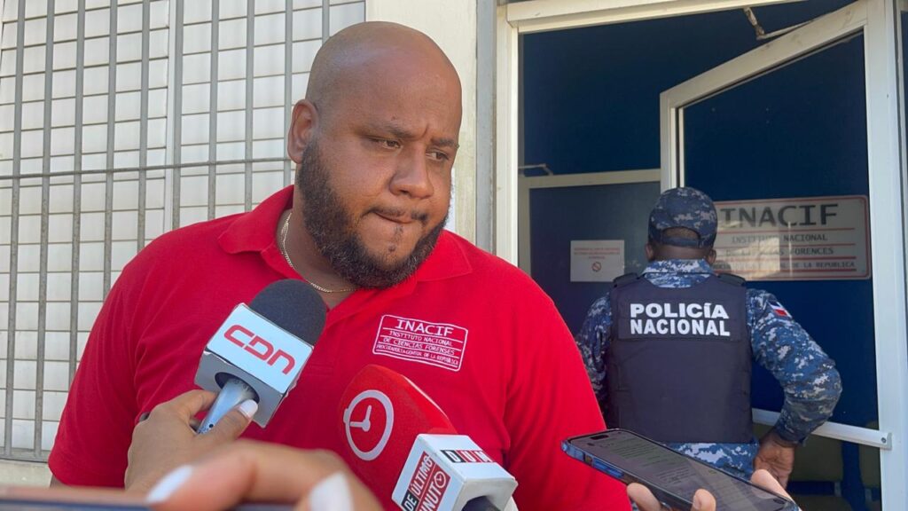 Empleado del INACIF exige seguridad tras daños a instalaciones durante protesta por cadáver de “El Niño”