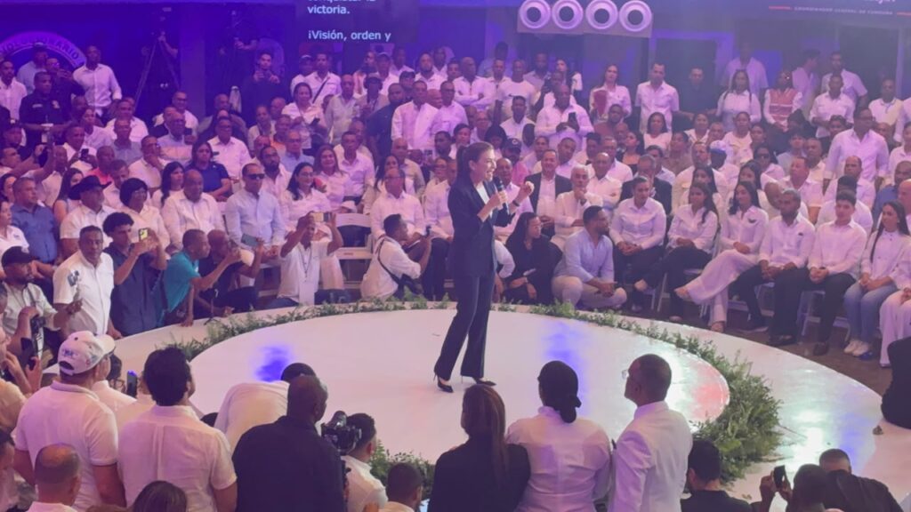 Carolina Mejía: “Quien trabaje con nosotros gobernará con nosotros”