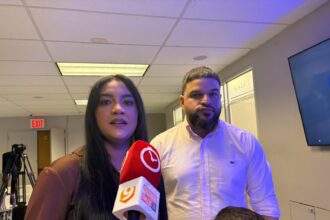 Son del Cibao los dominicanos que recibieron el primer pasaporte biométrico en NY