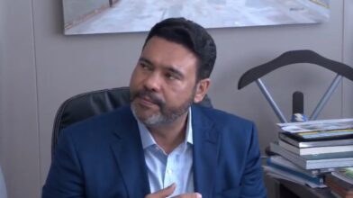 Senador pide diferenciar ejecuciones extrajudiciales de respuestas policiales ante personas armadas