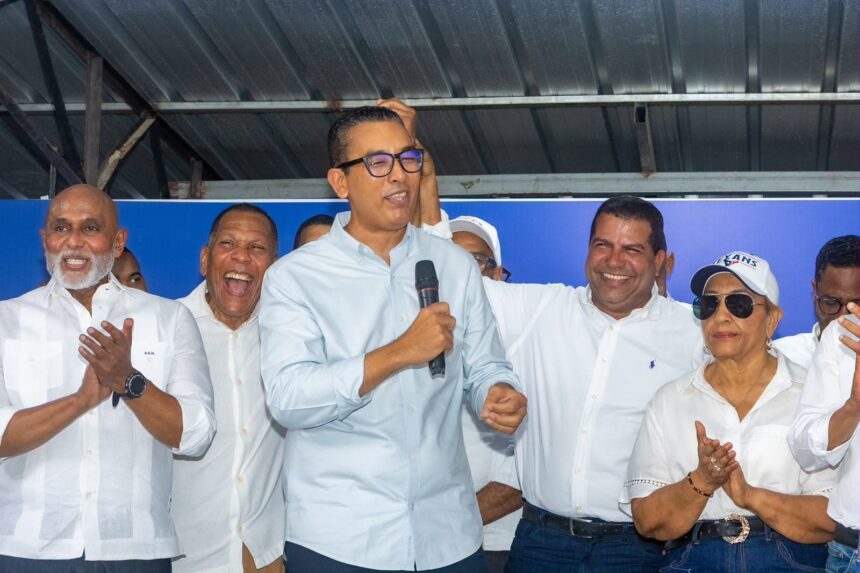 Provincias de la Región Enriquillo cierran filas a favor de David Collado