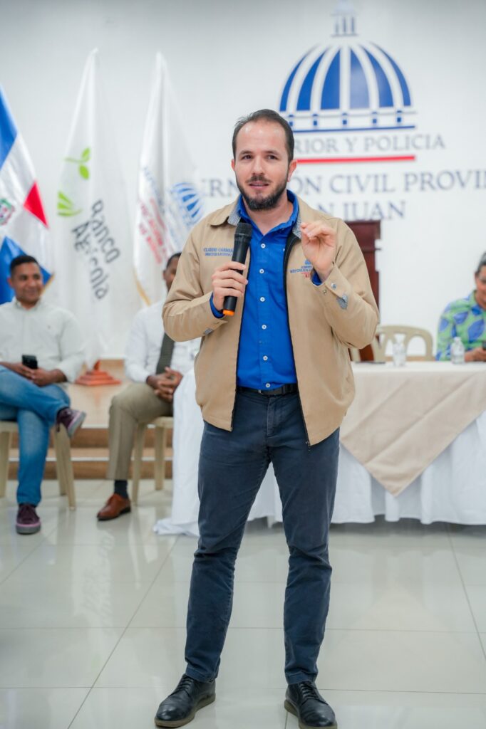 Más de RD$20 millones en bonos benefician a 29 productores para riego y energía fotovoltaica