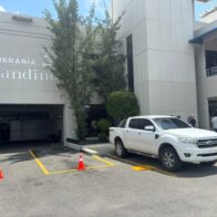 Dolor y hermetismo marcan el funeral de Zeneida Castillo, esposa de Julián Oro Duro