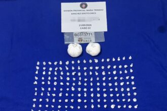 DNCD ocupa 731 gramos de presunta cocaína y una pistola durante operativo en El Factor de Nagua