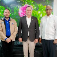 TNR expone avances en riego agrícola al ministro de Agricultura