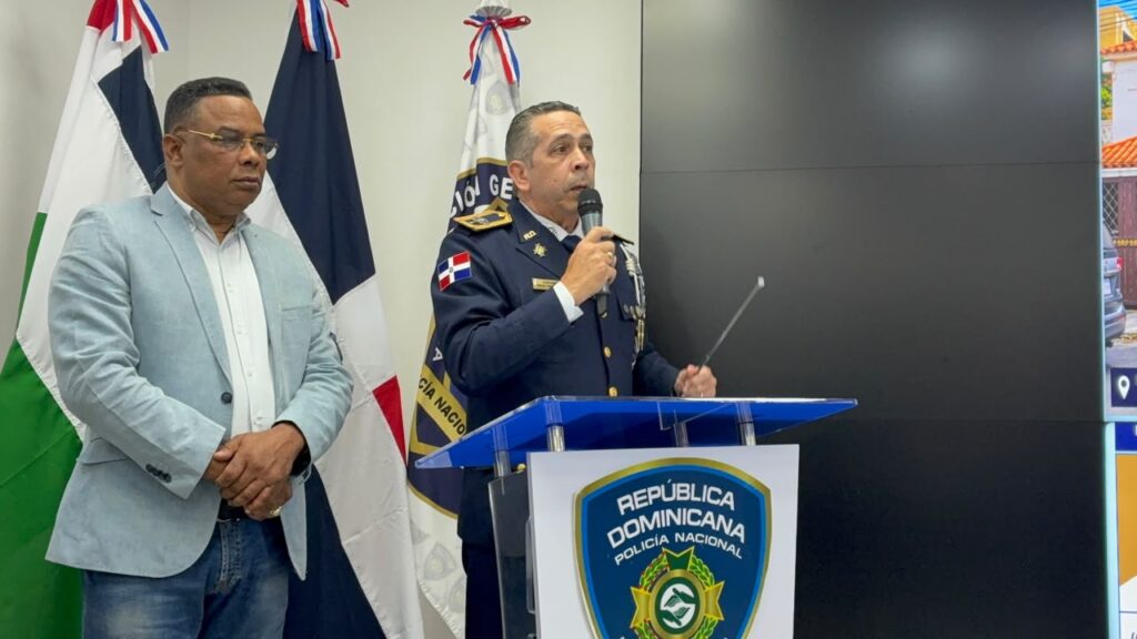 Phillips era un “todólogo” de confianza de Julián Oro Duro, según testimonio del artista