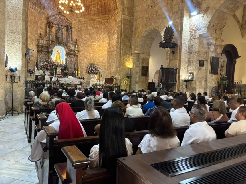 Iglesia de Nuestra Señora de las Mercedes, ubicada en la Zona Colonial de Santo Domingo.