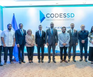 CODESSD recibe a Félix Ulloa y promueve vínculos empresariales con El Salvador