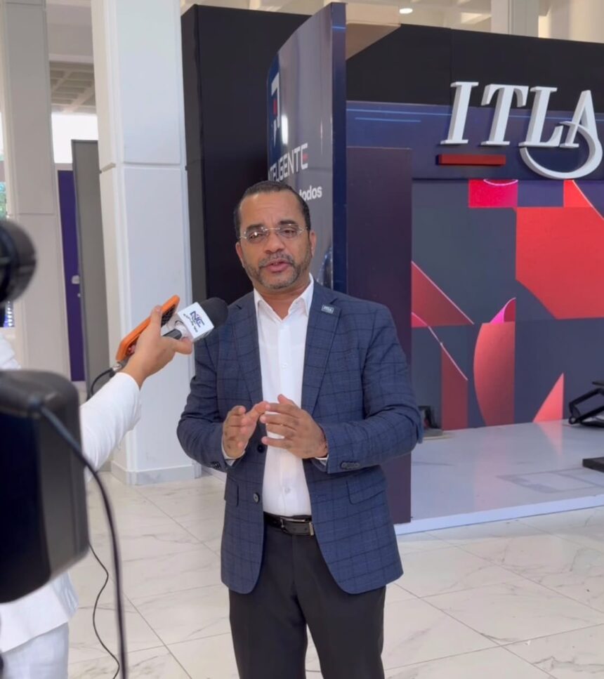 ITLA inaugura stand en la Feria Internacional del Libro Santo Domingo 2026