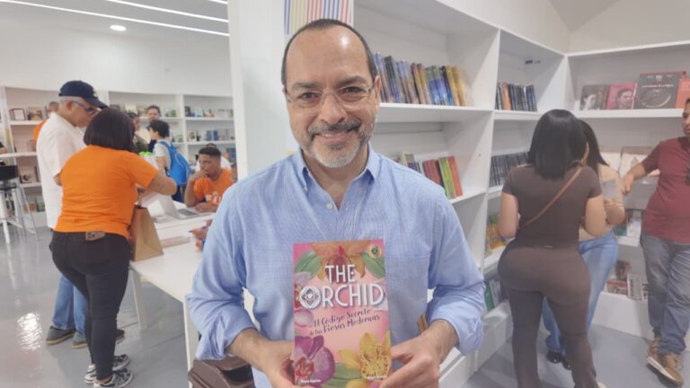 Visitantes y expositores valoran organización y acogida de la Feria del Libro