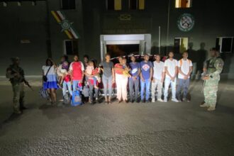 Ejército ocupa jeepeta con 15 haitianos en condición migratoria irregular en Loma de Cabrera