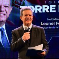 Leonel afirma que la labor de las iglesias es “imprescindible” y asegura que “es necesario volver el rostro hacia Dios”