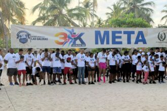 Víctor Dume y la Fundación Rincón reafirman apoyo al deporte y la salud en Las Galeras