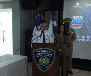 Director de la Policía revela tiene en su escritorio lista de prófugos buscados desde hace años