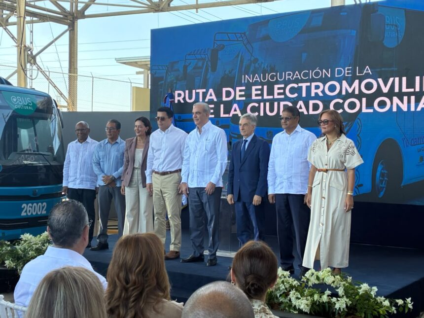 Ciudad Colonial estrena primer corredor eléctrico turístico y cultural del país