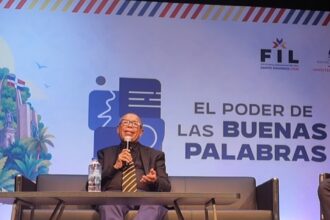 Joseph Cáceres insta a periodistas a formarse ante auge de influencers y creadores de contenido