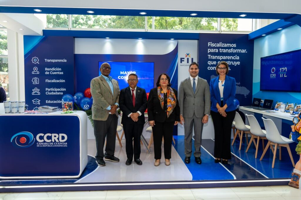 Cámara de Cuentas lanza historietas educativas en la Feria del Libro 2026