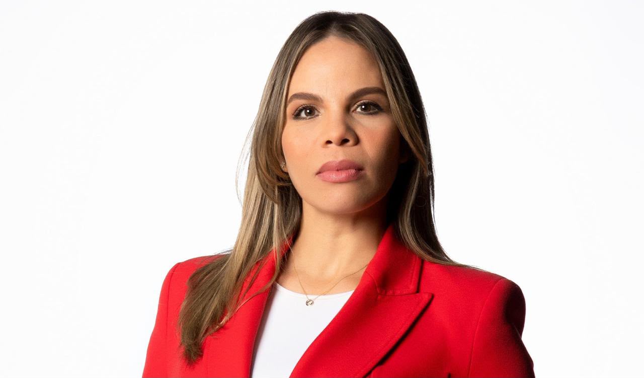 María Cristina Rodríguez recibe nominación en los Premios La Flor 2026