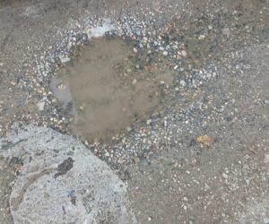 Varias calles de La Ureña quedan fuera del proceso de asfaltado