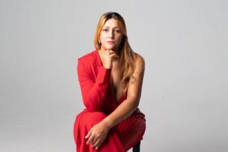 Julissa Morel es nominada como Comentarista de Opinión en los Premios La Flor 2026