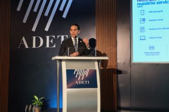 ADETI reconoce avances y transformación digital del Registro Inmobiliario