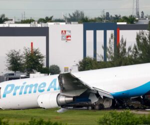 Vuelos suspendidos y demoras: cómo opera el Aeropuerto Internacional de Miami tras el accidente de un avión de Amazon