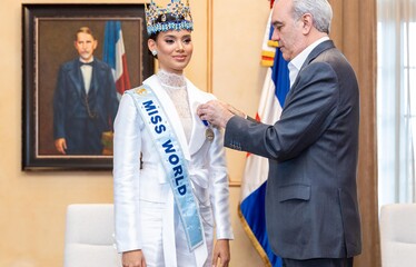 Presidente Abinader condecora a Joheirry Mola tras su histórico triunfo en Miss Mundo