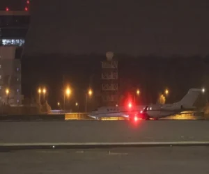 Un avión especial de EE.UU. aterriza en Moscú supuestamente con los emisarios de Trump