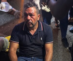 Accidente en Salcedo deja un hombre herido con fracturas en ambas piernas