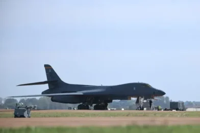 Irán niega relación con el plan terrorista contra la base inglesa, los detenidos son británicos