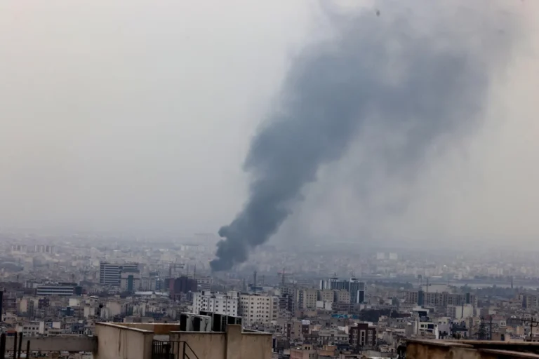 Irán califica de crimen de guerra ataque de EE. UU. que causó cuatro muertos en una boda