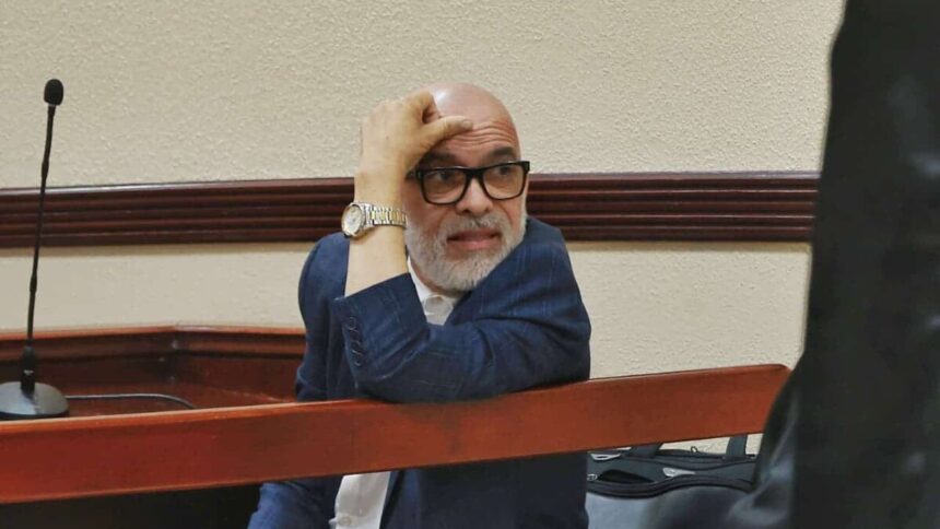 Ángel Martínez recibe un año de prisión suspendida y deberá pagar RD$2 millones a Faride Raful