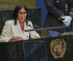 Delcy Rodríguez dice en la ONU que en Venezuela habrá elecciones