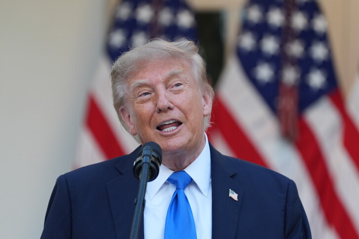Trump celebra regreso de Harry y Meghan al Reino Unido: “Nunca fui su fan”
