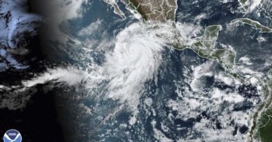 Huracán Polo podría alcanzar categoría 2 en las próximas horas en el Pacífico mexicano