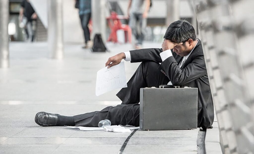 El desempleo de la OCDE baja al 4,9 % en julio, mínimo en un año