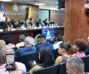 El 81 % de los dominicanos en el exterior no votó en elecciones 2024, según estudio