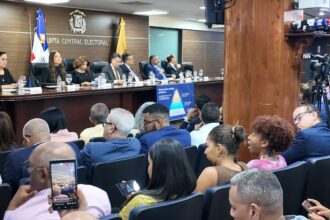 El 81 % de los dominicanos en el exterior no votó en elecciones 2024, según estudio
