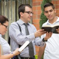 Testigos de Jehová modifican postura sobre componentes de la sangre