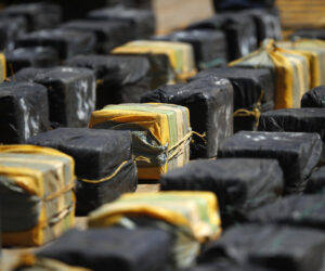 Sube a 2,9 toneladas la cantidad de cocaína incautada durante toque de queda en Ecuador