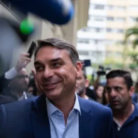 El partido de Lula pide investigar una posible financiación extranjera a Flávio Bolsonaro