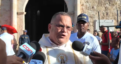 Sacerdote atribuye violencia y delincuencia a la pérdida de valores en las familias