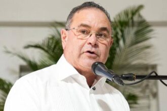 El ministro de Agricultura, Francisco Oliverio Espaillat Bencosme.