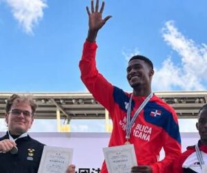 Christopher Melenciano rompe otro récord mundial y hace historia en los 200 metros para sordos